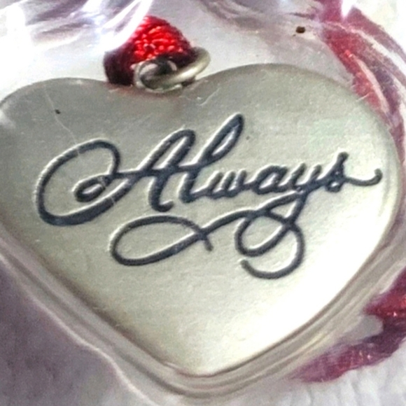 •𝙃𝘼𝙇𝙇𝙈𝘼𝙍𝙆•2003• - Picture 6 of 16